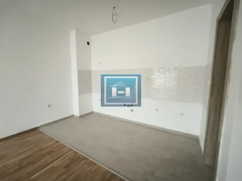 Prodaja, trosoban stan, 92m², Centar, Kruševac - image 3