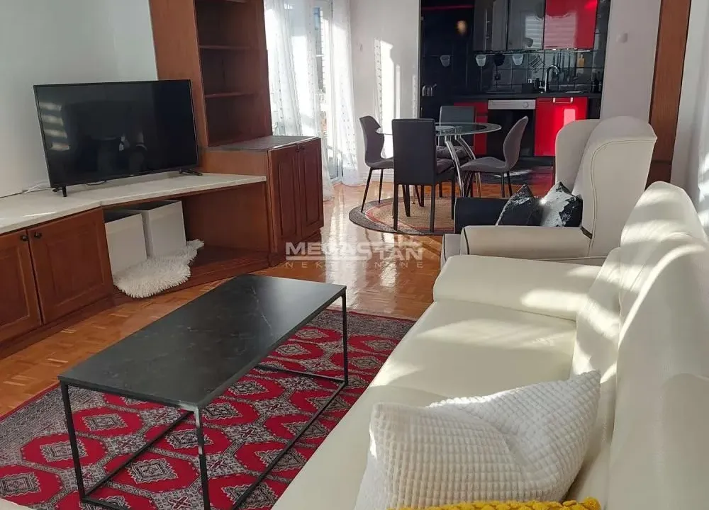 Izdavanje, trosoban stan, 80m², Novi Beograd Blok 70, Novi Beograd Sve Podlokacije