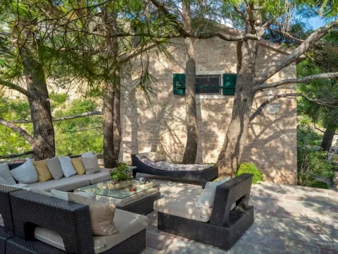 Sale, house, 200m², Reževići, Budva - image 12