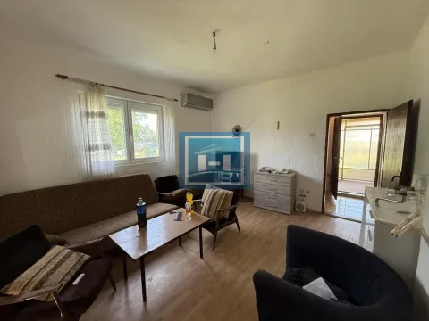 Rent, house, 59m², Ribarski put, Jagodina - image 11