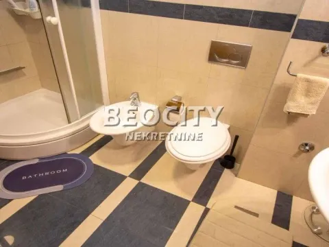 Izdavanje, trosoban stan, 95m², Autokomanda, Voždovac Sve Podlokacije - image 16