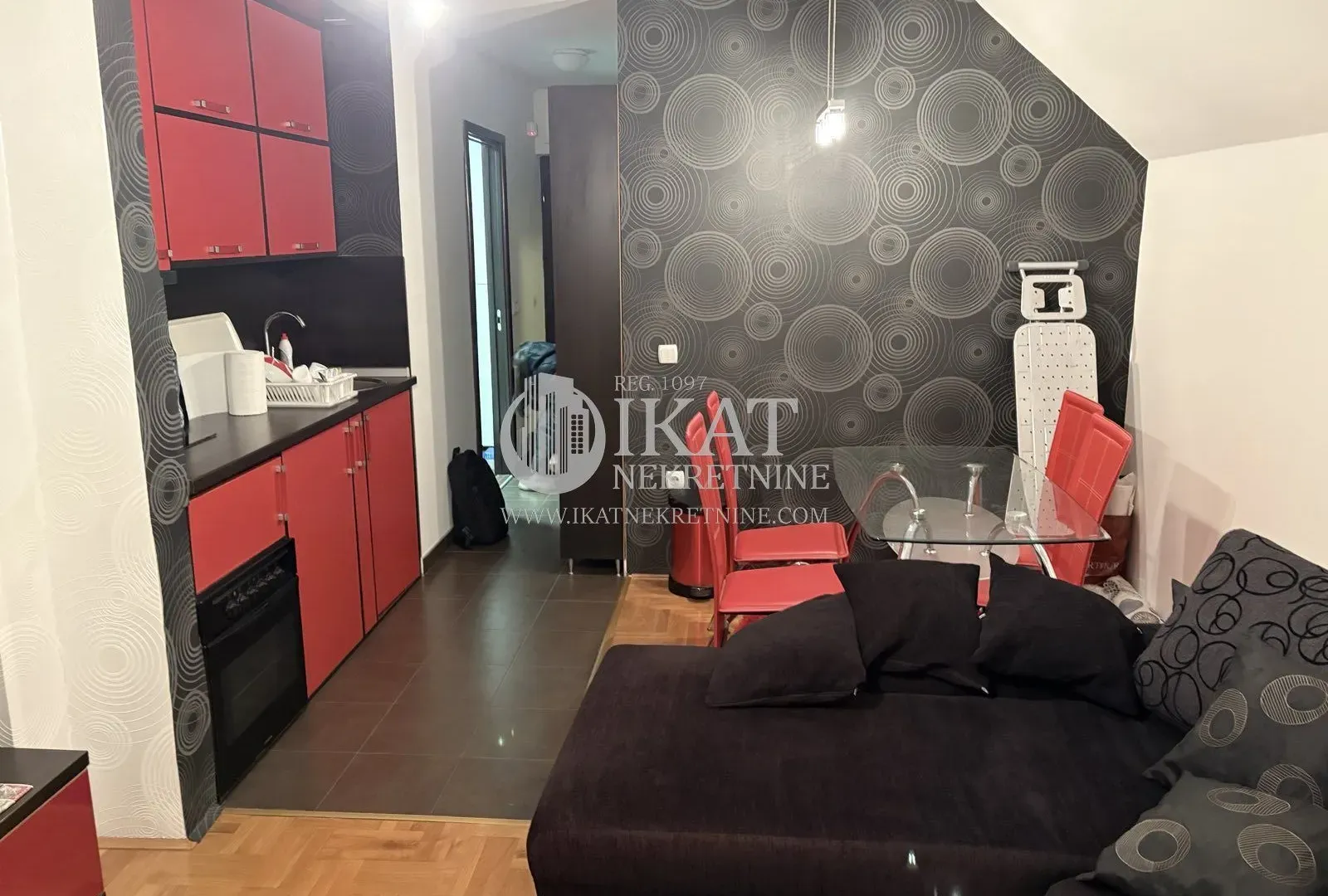 Prodaja, jednosoban stan, 40m², Zova, Zlatibor