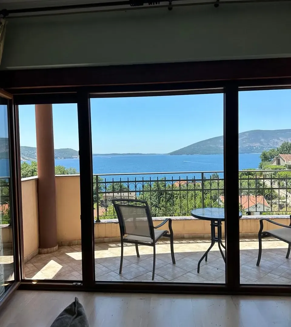 Prodaja, stan, 88m², Herceg Novi, Crna Gora