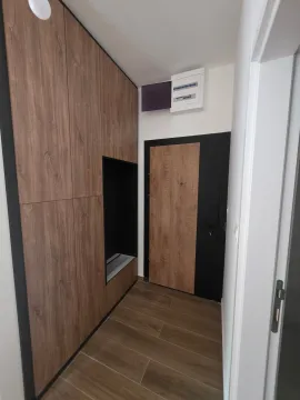 Izdavanje, dvosoban stan, 70m², Pod Goricom, Podgorica - image 12