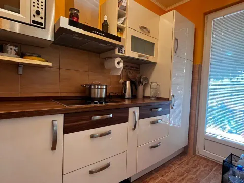 Prodaja, dvosoban stan, 102m², Petrovac, Budva - image 1