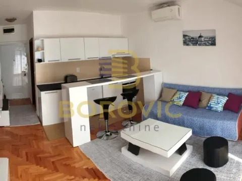 Sale, two bedroom apartment, 40m², Uciteljsko Naselje, Zvezdara Sve Podlokacije - image 3