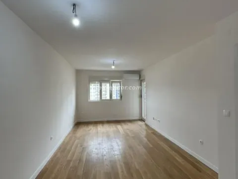 Izdavanje, jednosoban stan, 49m², Podgorica, Crna Gora - image 2