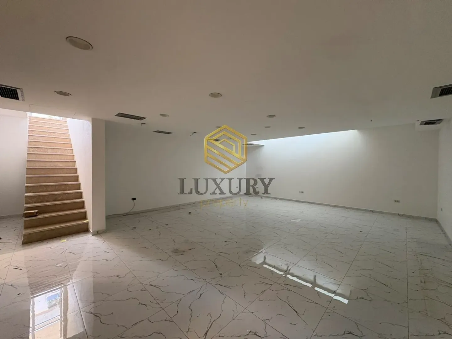 Rent, office space, 160m², Dalmatinska ulica, Podgorica