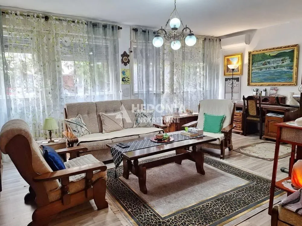 Sale, three bedroom apartment, 105m², Novi Beograd Blok 37, Novi Beograd Sve Podlokacije