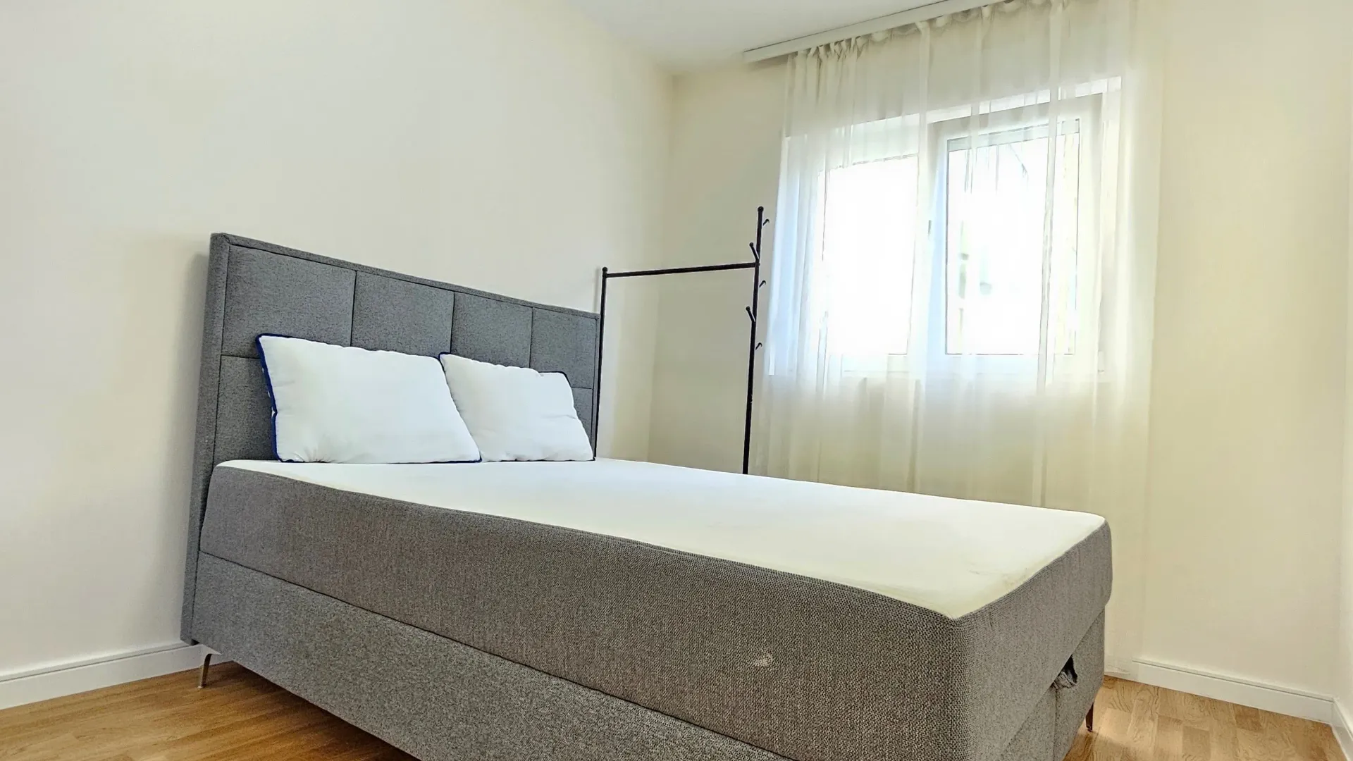 Rent, one bedroom apartment, 42m², Pobrežje, Podgorica