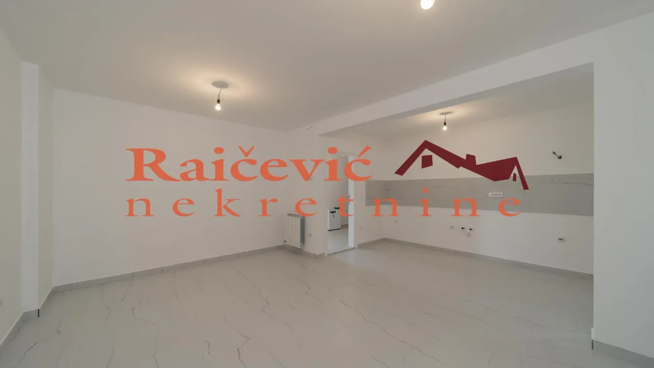 Prodaja, trosoban stan, 82m², Grocka, Beograd