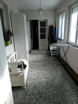 Prodaja, kuća, 181m², Zemun Gornji Grad, Zemun Sve Podlokacije - image 9