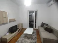 Izdavanje, garsonjera, 34m², Tološka šuma, Podgorica - image 1