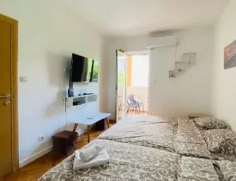 Prodaja, garsonjera, 24m², Bečići, Budva - image 3