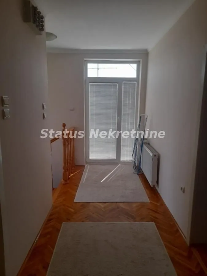 Prodaja, kuća, 274m², Temerin, Novi Sad