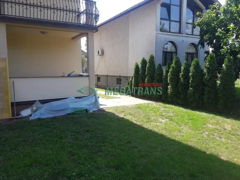 Izdavanje, trosoban stan, 130m², Veternik, Novi Sad Sve Podlokacije