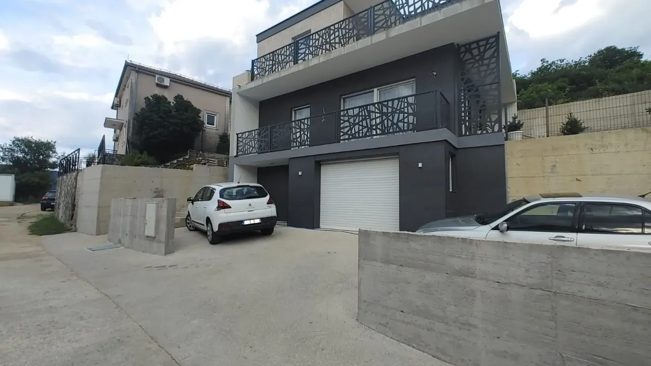 Sale, house, 140m², Zelenika, Herceg Novi