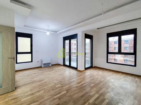 Prodaja, dvosoban stan, 69m², Šušanj, Bar - image 9