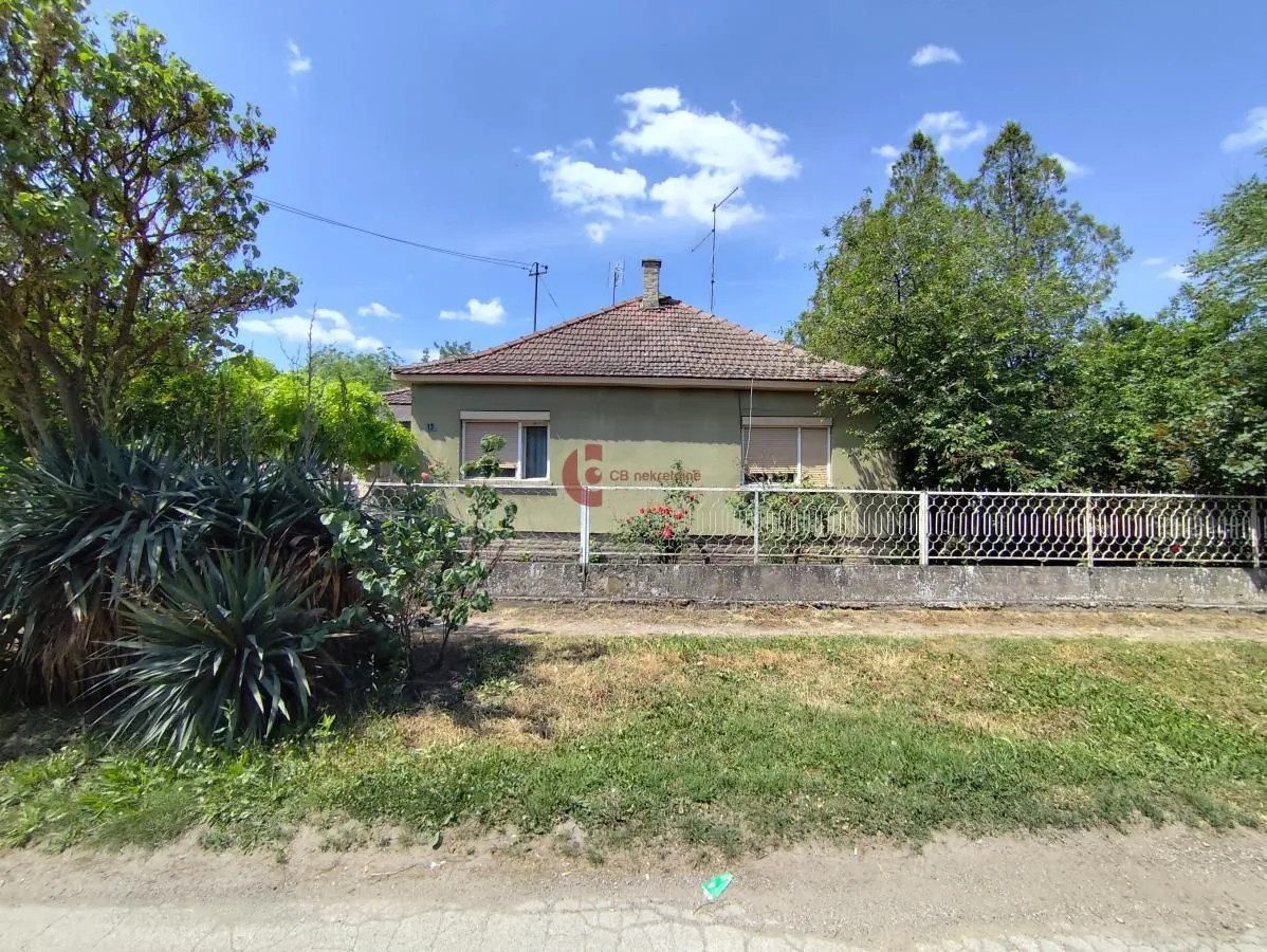 Prodaja, kuća, 112m², Mali Radanovac, Subotica
