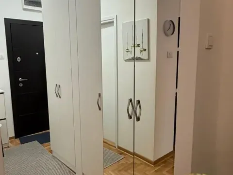 Rent, two bedroom apartment, 49m², Stari Grad, Beograd - image 10