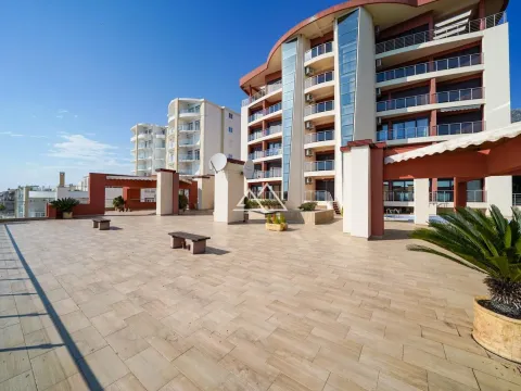 Sale, two bedroom apartment, 242m², Dobra Voda, Budva - image 5