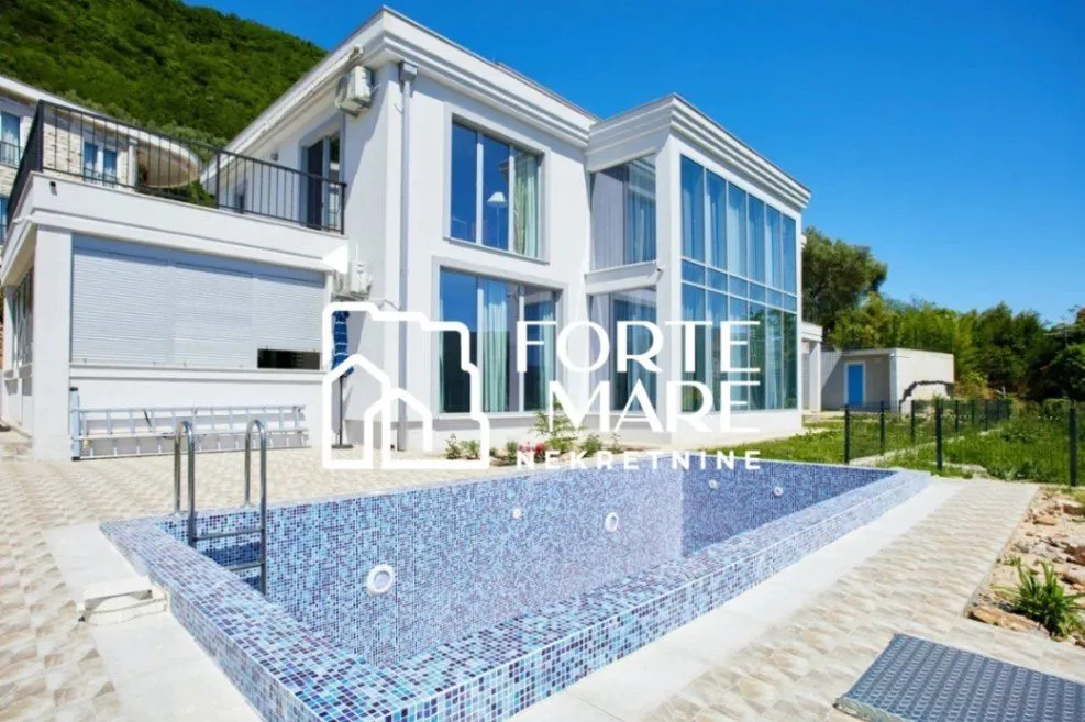 Sale, house, 335m², Kumbor, Herceg Novi