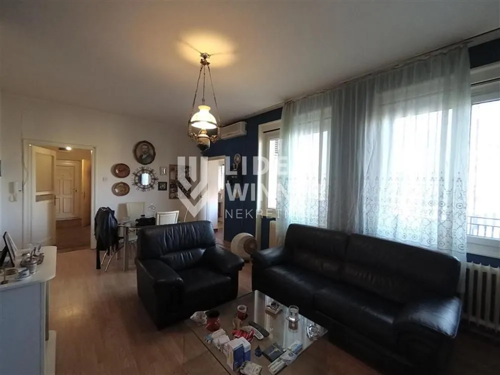 Sale, four bedroom apartment, 148m², Stari Grad, Beograd