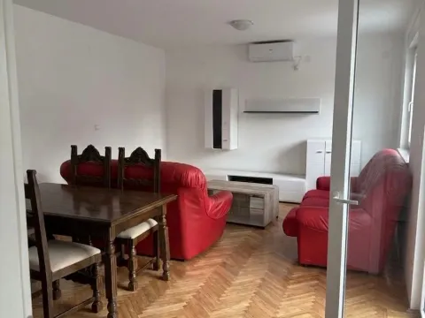 Rent, house, 180m², Palilula Sve Podlokacije, Beograd - image 6