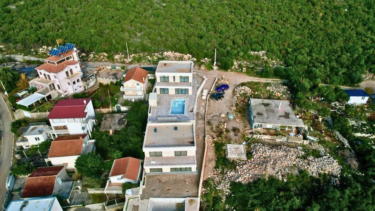 Sale, house, 250m², Krimovica, Kotor