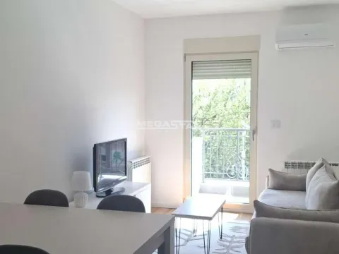 Rent, one bedroom apartment, 39m², Đeram Pijaca, Beograd - image 5