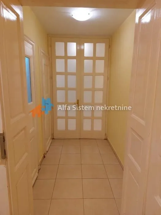 Rent, three bedroom apartment, 70m², Stari Grad, Beograd