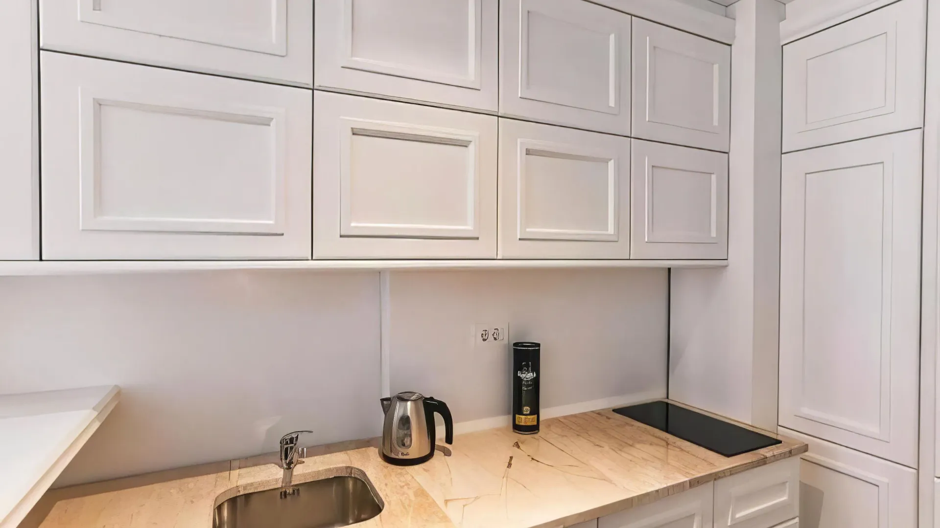 Izdavanje, dvosoban stan, 75m², Rafailovići, Budva