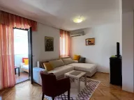 Izdavanje, dvosoban stan, 58m², Budva, Crna Gora - image 2