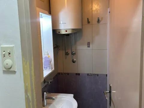 Izdavanje, jednosoban stan, 44m², Preko Morače, Podgorica - image 7