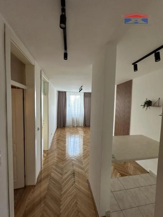 Prodaja, jednosoban stan, 35m², Bulevar Oslobodjenja, Novi Sad Sve Podlokacije