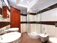 Izdavanje, stan, 100m², Centar, Podgorica - image 14