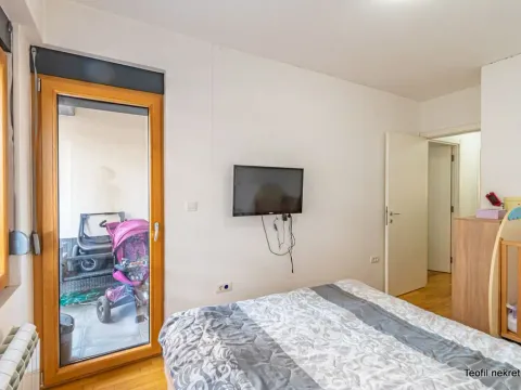 Sale, three bedroom apartment, 75m², Zemun Sve Podlokacije, Beograd - image 12