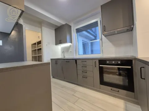 Izdavanje, trosoban stan, 90m², Spens, Novi Sad Sve Podlokacije - image 15