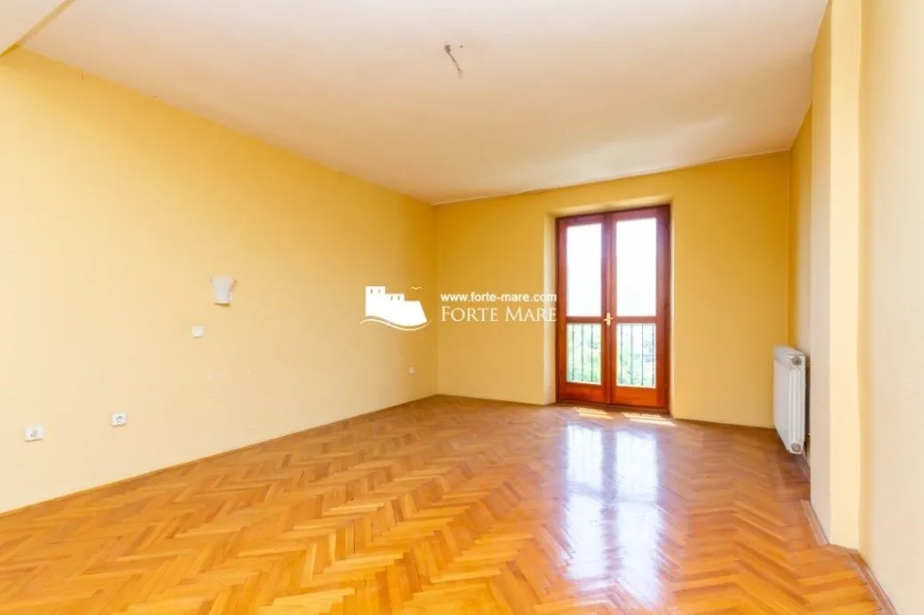 Prodaja, kuća, 590m², Herceg Novi, Crna Gora
