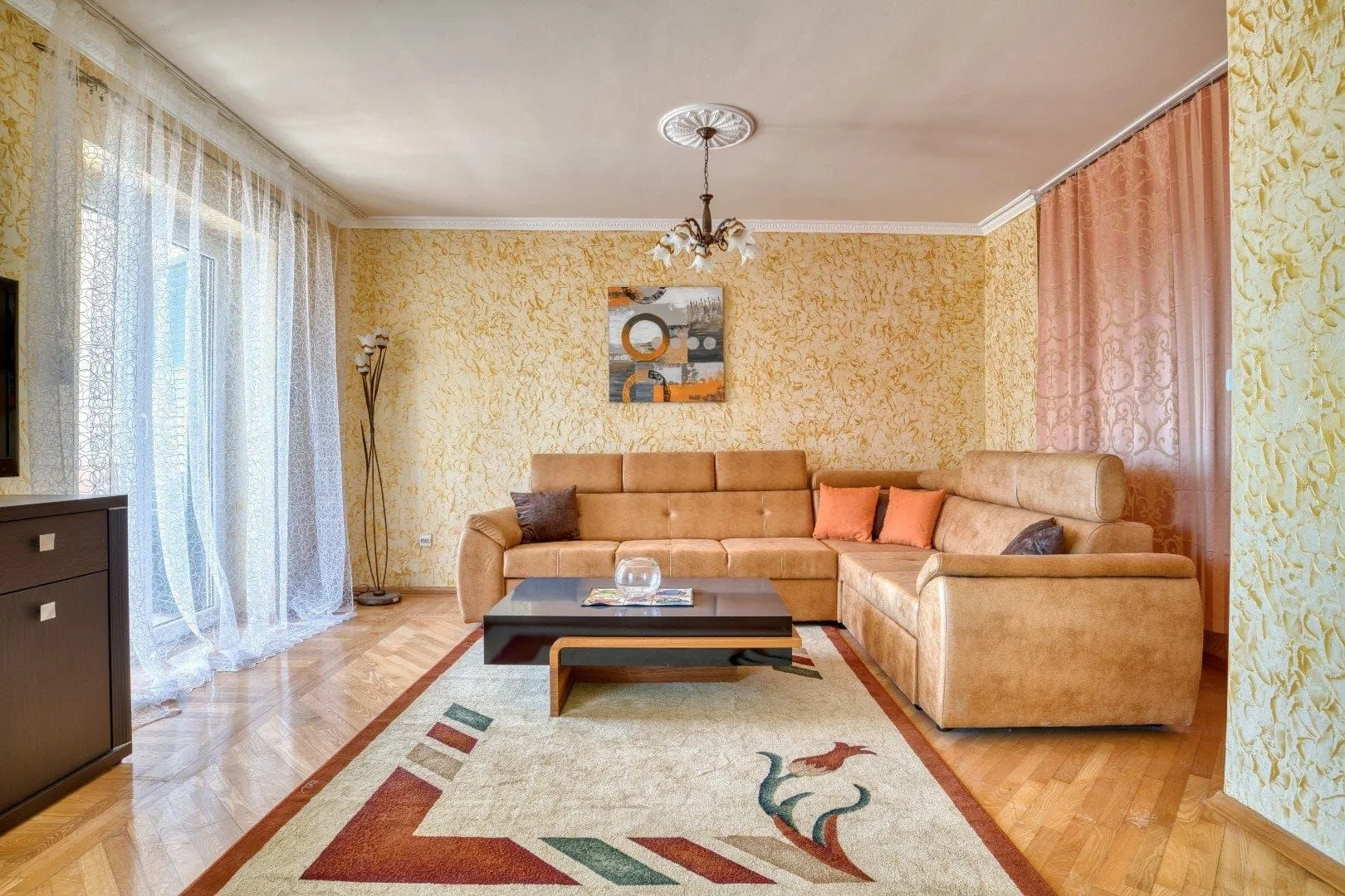 Sale, two bedroom apartment, 117m², Sveti Stefan, Budva