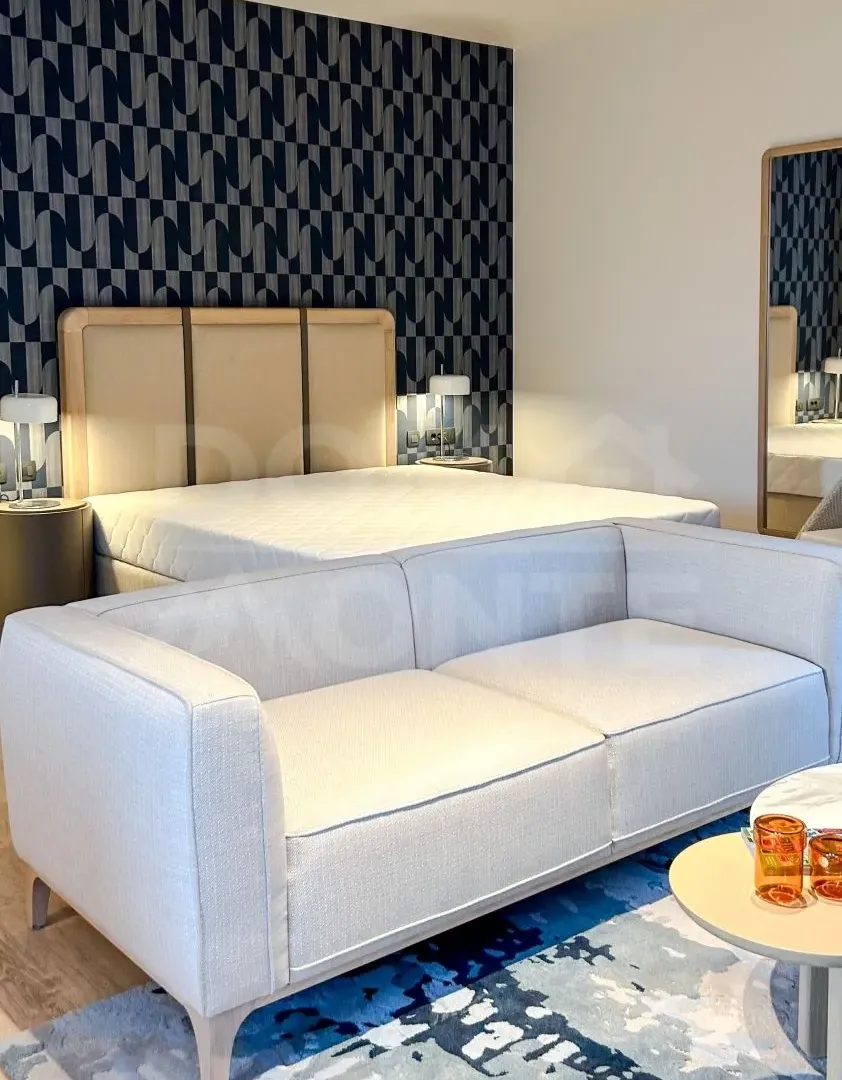 Izdavanje, jednosoban stan, 40m², Boka Place, Tivat