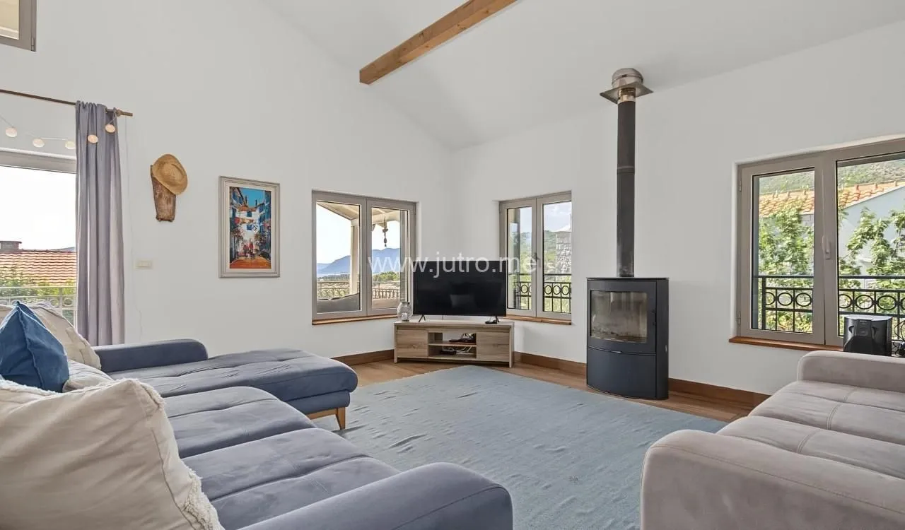 Prodaja, kuća, 158m², Kavač, Kotor