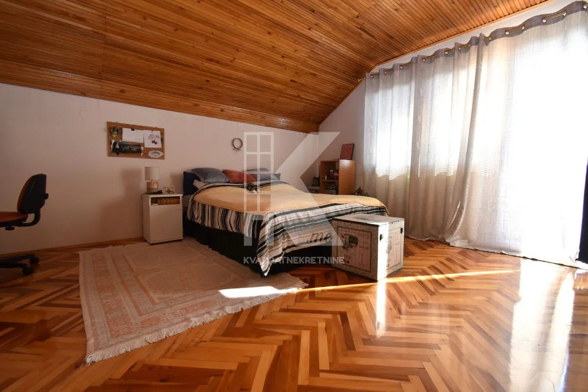 Sale, house, 190m², Dalmatinska ulica, Podgorica