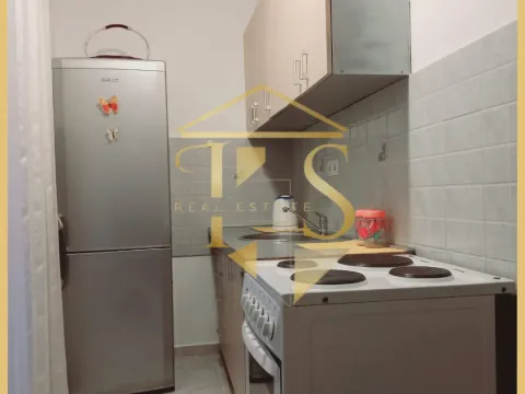 Rent, one bedroom apartment, 45m², Centar, Tivat - image 5