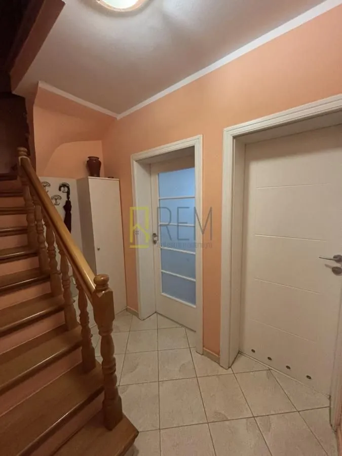 Prodaja, jednosoban stan, 49m², Zabjelo, Podgorica