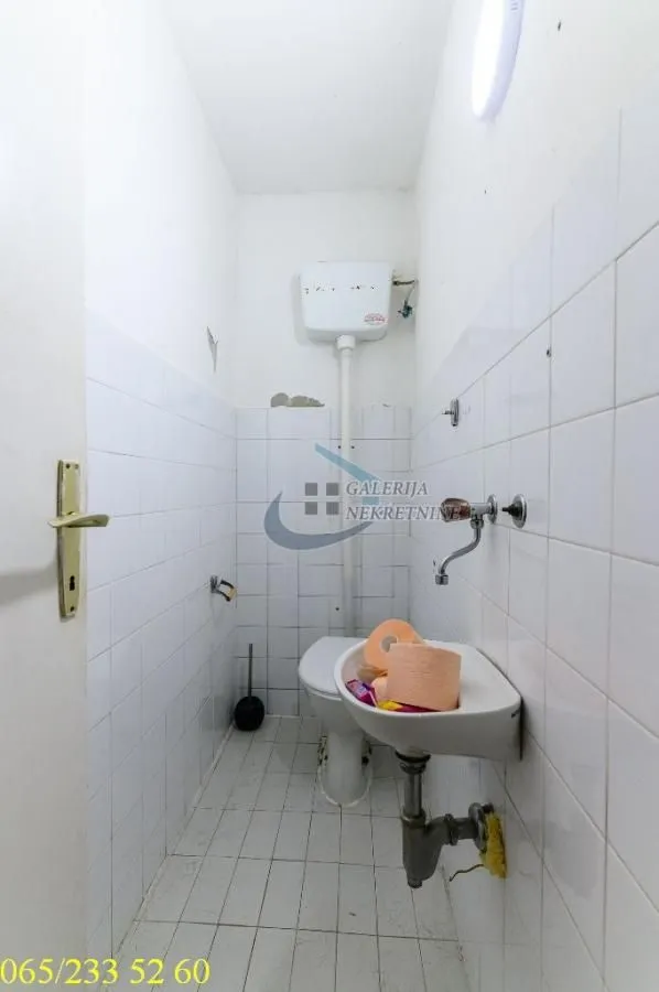 Sale, three bedroom apartment, 73m², Novi Beograd Blok 34, Novi Beograd Sve Podlokacije