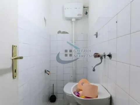 Prodaja, trosoban stan, 73m², Novi Beograd Blok 34, Novi Beograd Sve Podlokacije - image 16