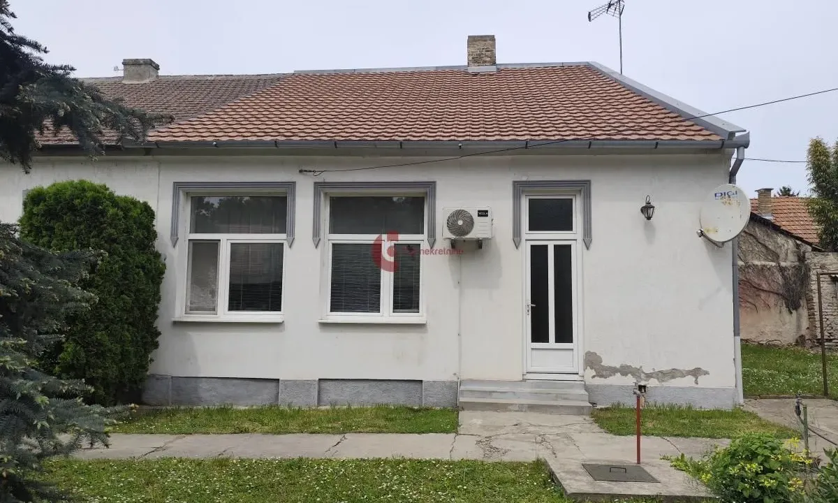 Prodaja, kuća, 55m², Centar, Subotica