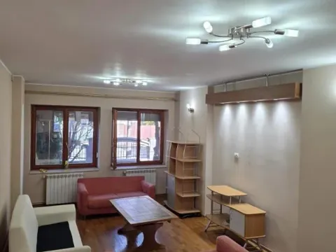 Rent, house, 250m², Centar, Stara Pazova - image 6