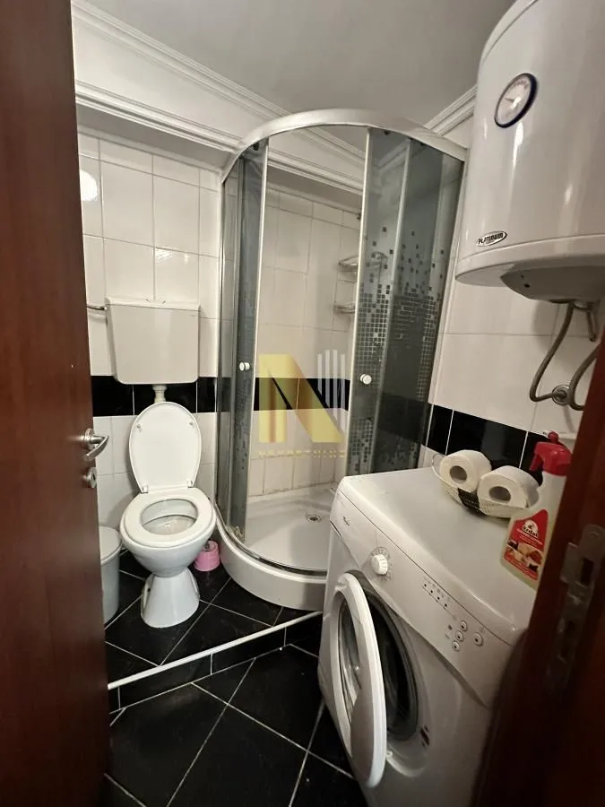 Izdavanje, trosoban stan, 81m², Podbara, Novi Sad Sve Podlokacije